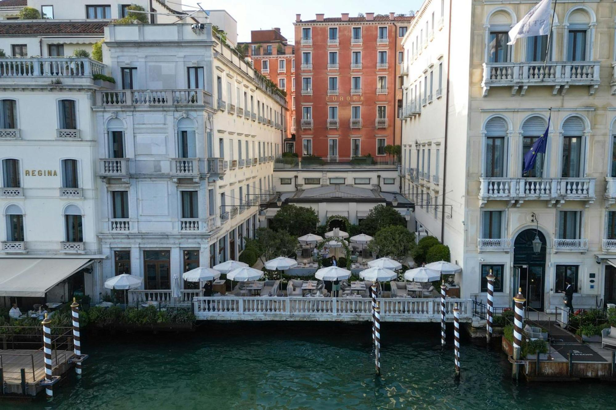 The St. Regis 5*